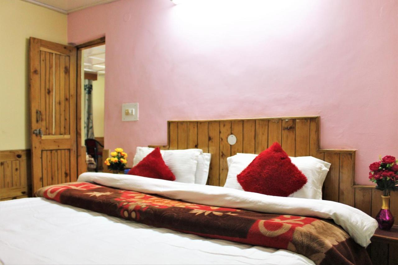 Hotel New Royal Manāli Eksteriør billede