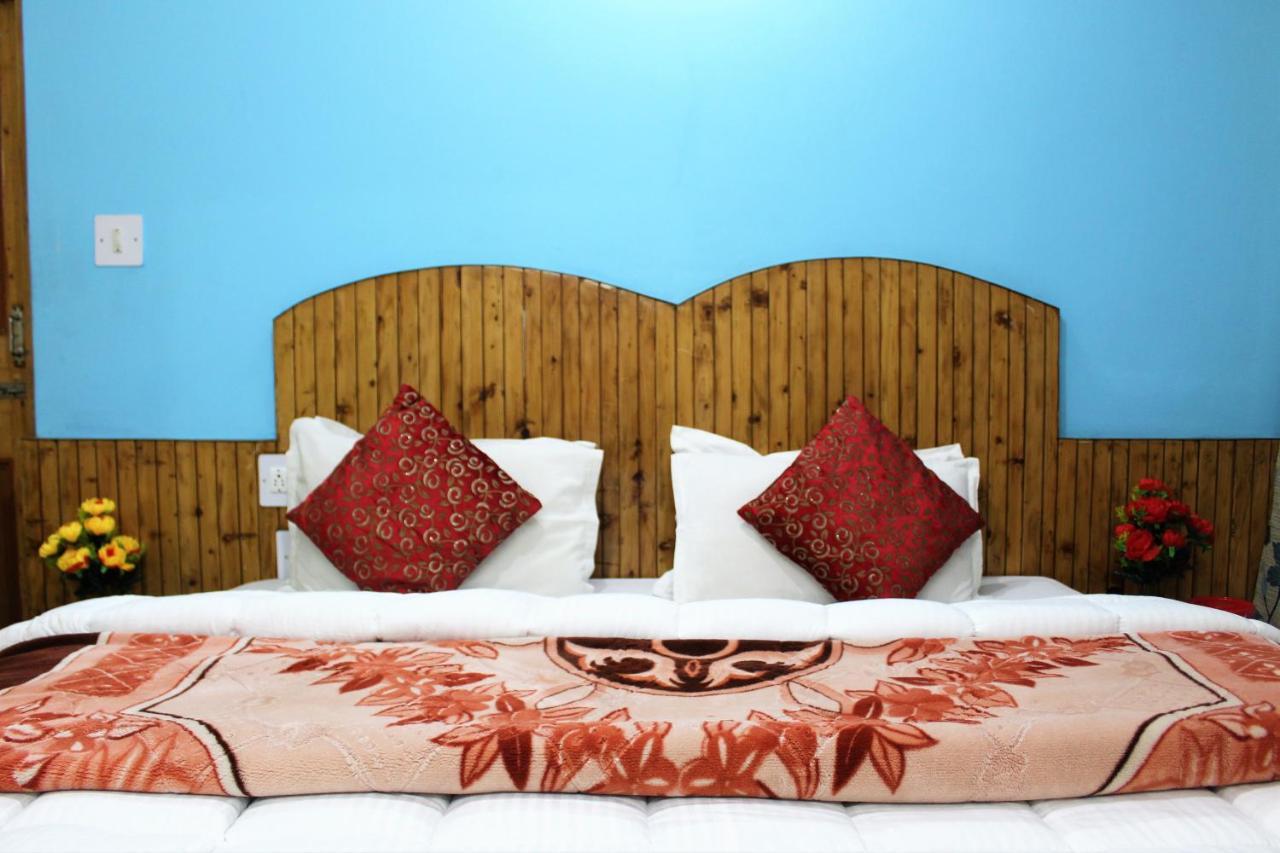Hotel New Royal Manāli Eksteriør billede