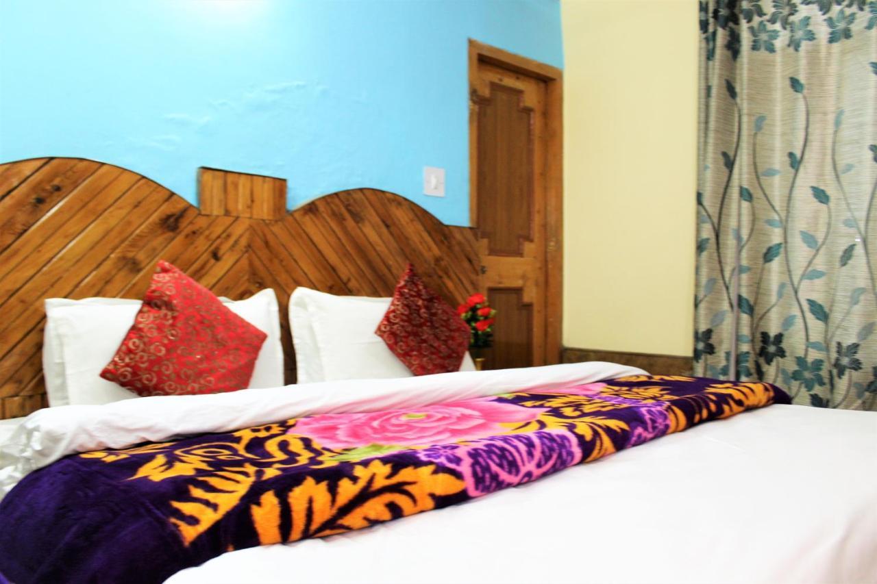 Hotel New Royal Manāli Eksteriør billede